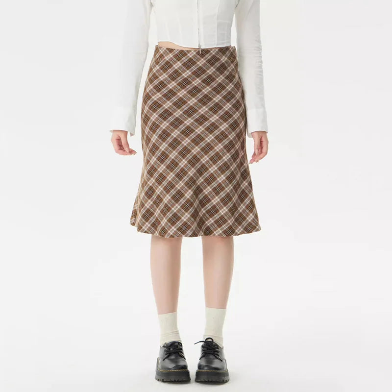 Drespot Women Petite Bias Midi Skirt In Check