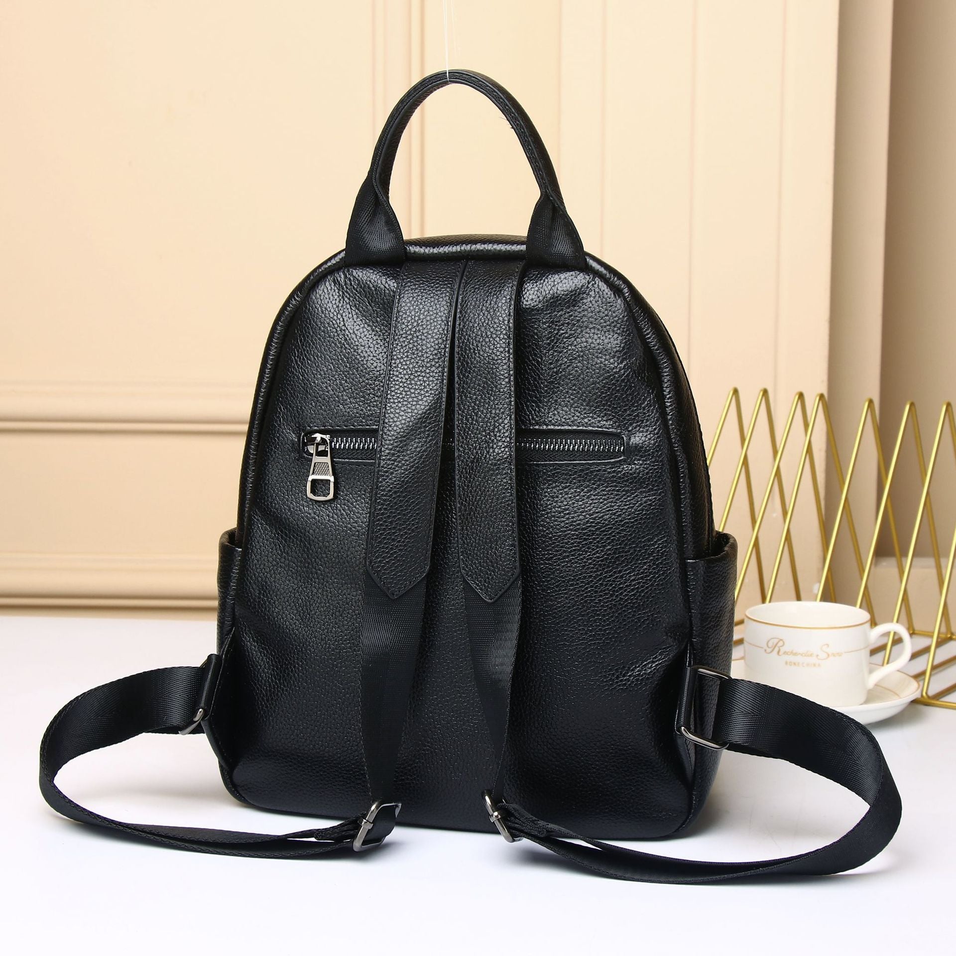 Genuine Leather Backpack  Backpack Soft Leather Lady Travel Bag Small Bags For Women Sac a Dos Casual Mochilas School Bags