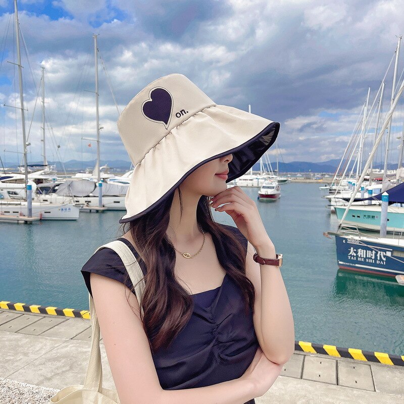 Women's Vinyl UV 40+ Bucket Hat Summer Solid Heart Bob Hat Big Brim Foldable Sunscreen Panama Girl Outdoor Fishing Hat Gorras